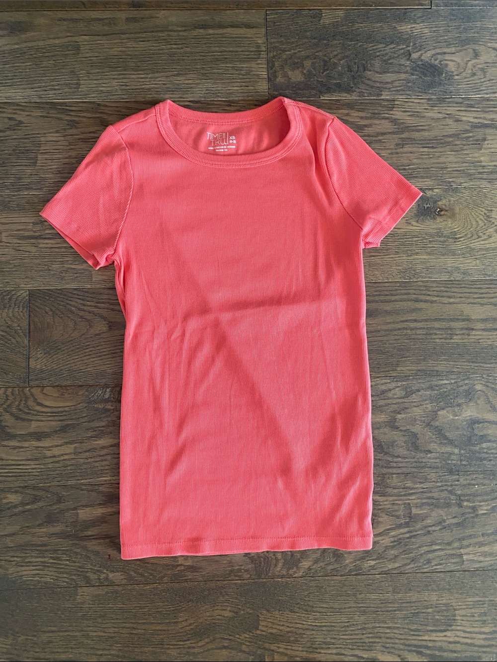 🖤4/$10 Time and Tru Coral Short Sleeve Crew Tee